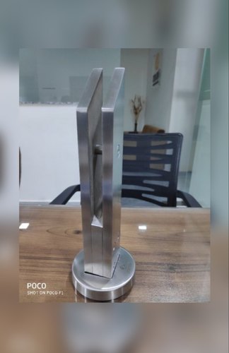 Stainless Steel Glass Holder, Size: 12
