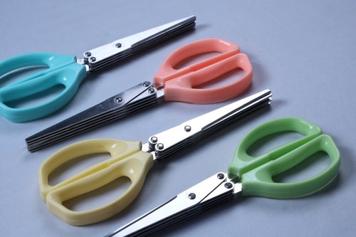 Plastic & Stainless Steel Multicolor Kitchen Herb Scissor, For Cutting Of Vegetables, Fruits